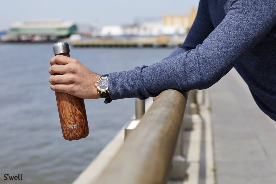 【Swell】Teakwood-9oz-美國時尚不鏽鋼保冷.保溫瓶260ml(WOOD COLLECTION)