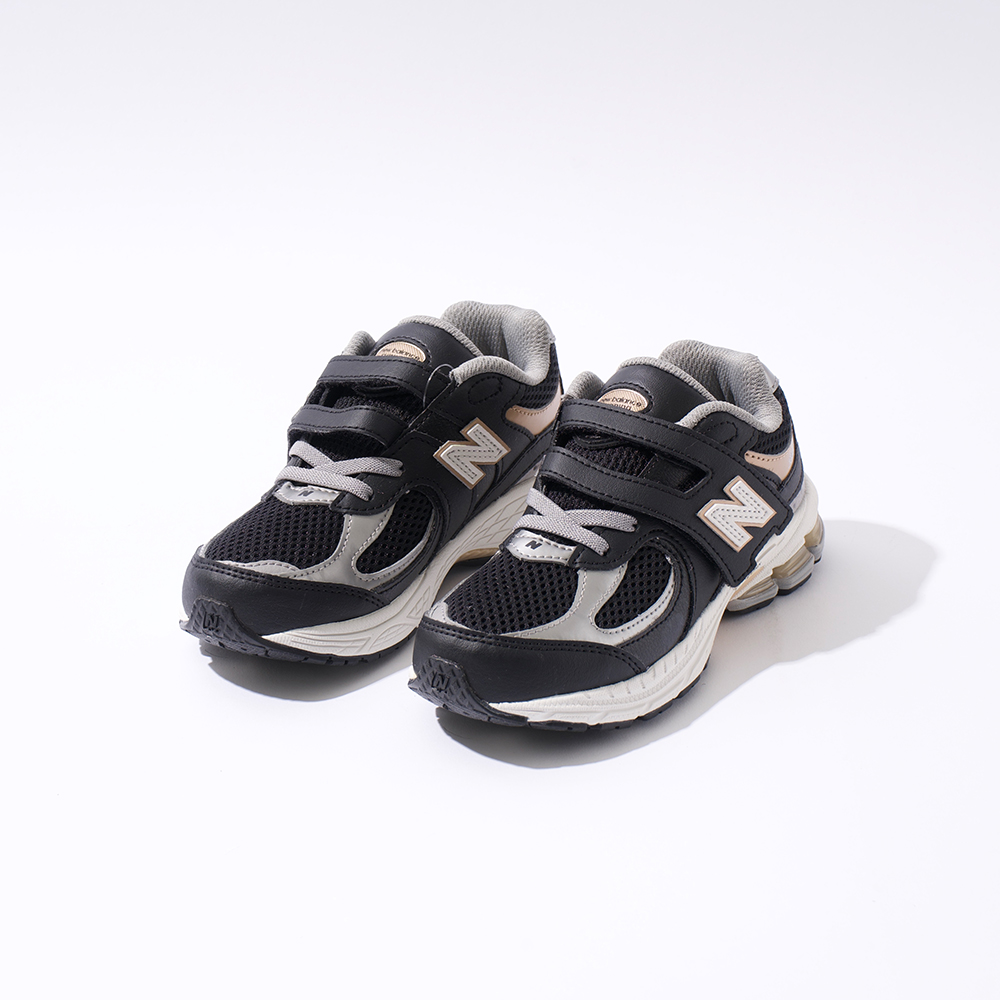NEW BALANCE 2002R 中童 黑海鹽色 寬楦 魔 NEW BALANCE 2002R 中童 黑海鹽色 寬楦 魔