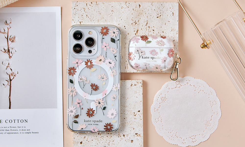 kate spade】AirPods Pro (第2世代) 保護ケース 早春の花言葉
