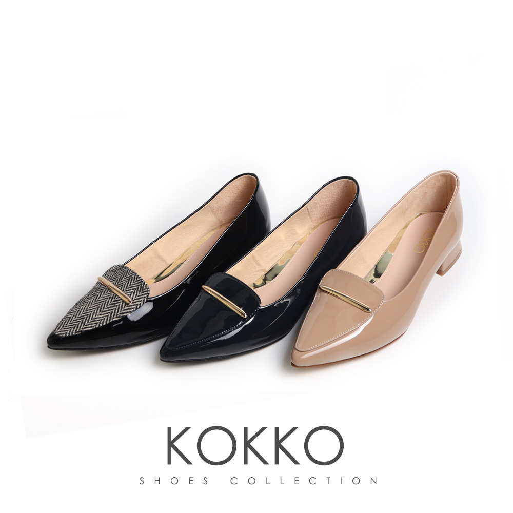 KOKKO 集團 簡約金飾扣尖頭低跟漆皮包鞋(卡其色) 推薦