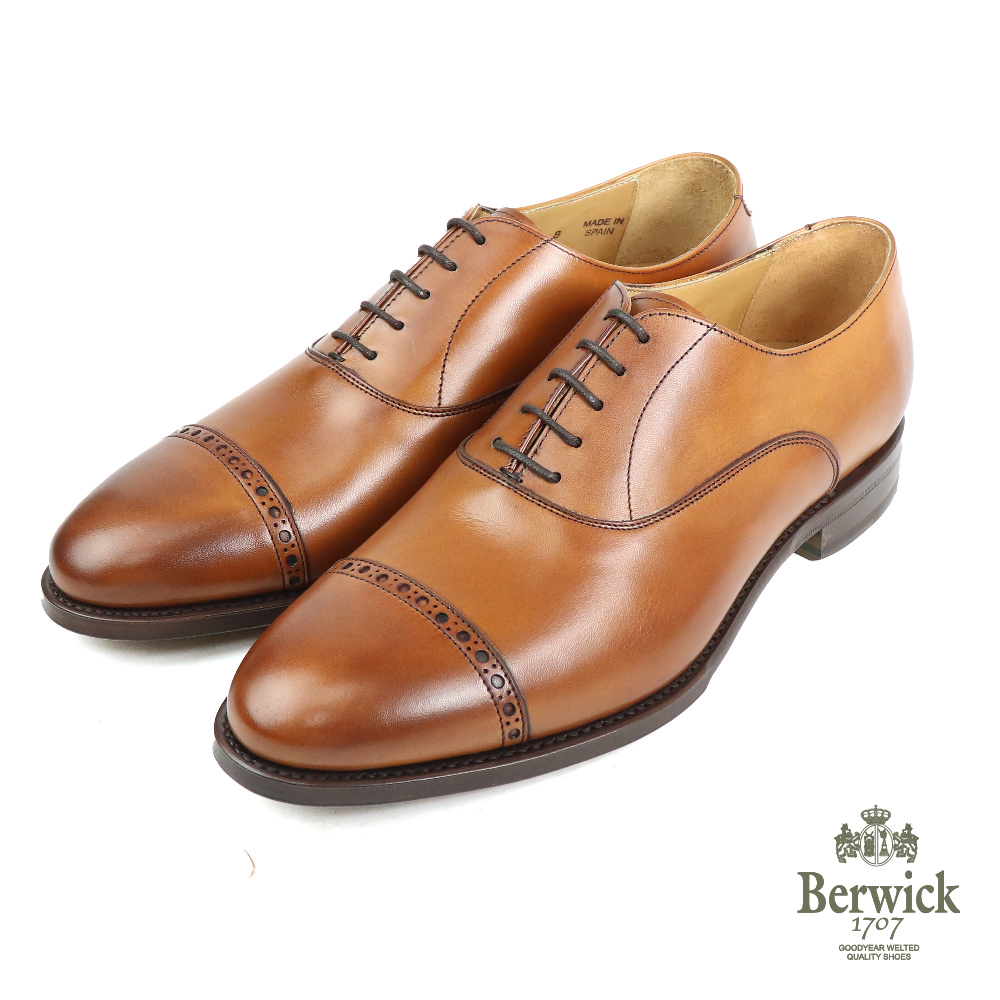 Berwick 西班牙手工壓線橫飾牛津鞋 淺棕色(B4472