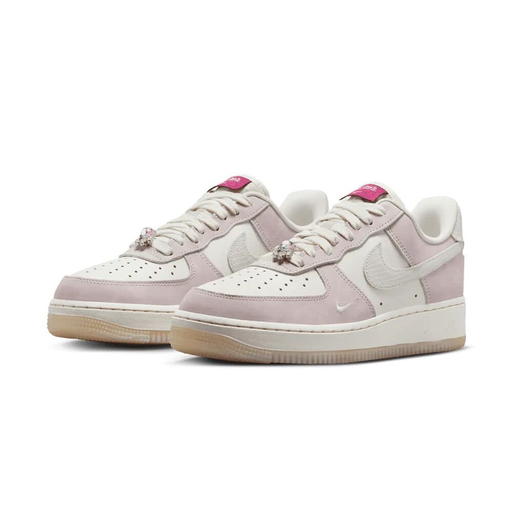 NIKE 耐吉 W Nike Air Force 1 Yea