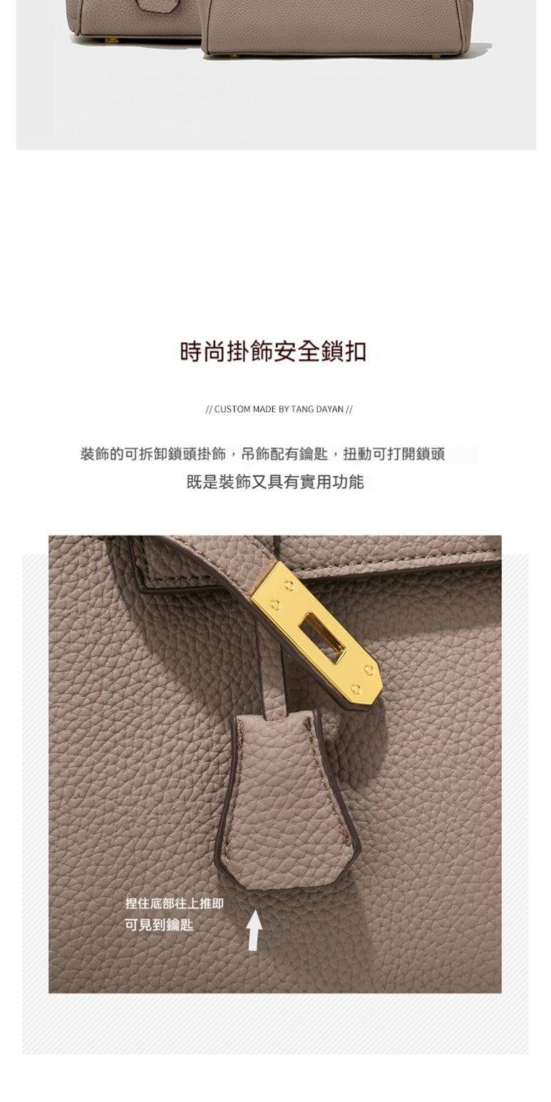 時尚掛飾安全鎖扣 裝飾的可拆卸鎖頭掛飾,吊飾配有鑰匙,扭動可打開鎖頭 既是裝飾又具有實用功能 捏住底部往上推即 可見到鑰匙 