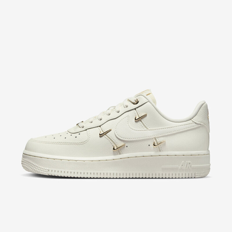 NIKE 耐吉 Wmns Air Force 1 07 LX