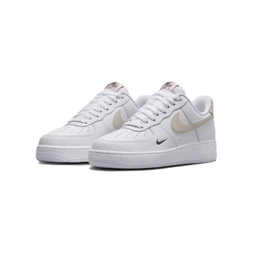 NIKE 耐吉 W Nike Air Force 1 ”07