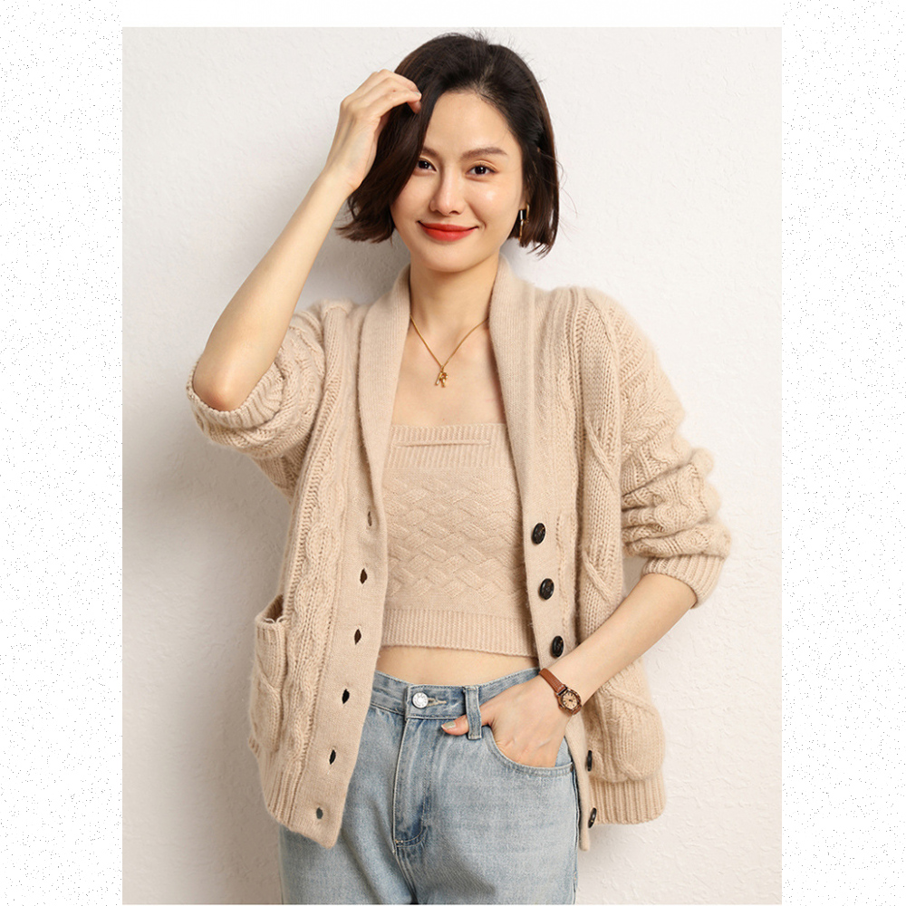 Very Buy 非常勸敗 預購/山羊絨秋冬女寬鬆扭花翻領係