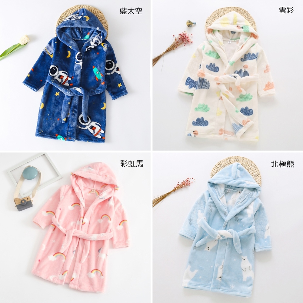 藍太空 雲彩 彩虹馬 北極熊 