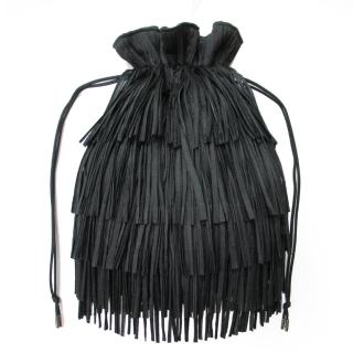 【ISSEY MIYAKE 三宅一生】PLEATS PLEASE流蘇水桶束口包(黑)