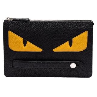 【FENDI】經典BUGS系列小毛怪造型荔枝紋小牛皮手工縫線飾邊萬用手拿包(黑7VA350-X4K-F0R2A)