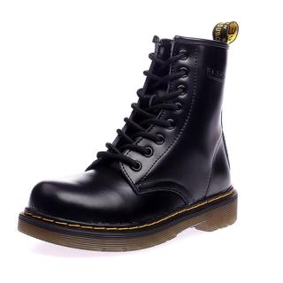 Momo購物網推薦的 Ocleather 個性女伶全真牛皮手工馬丁靴 經典黑 優惠特價1780元 網購編號 Momo購物網推薦的 Ocleather 個性女伶全真牛皮手工馬丁靴 經典黑 優惠特價1780元 網購編號
