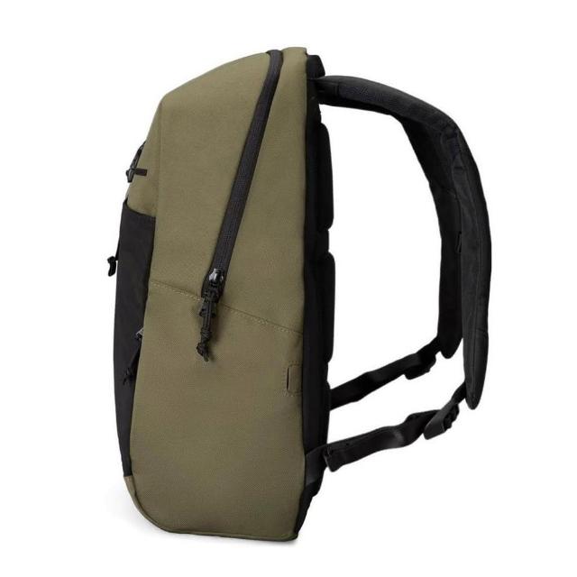 incase cargo backpack