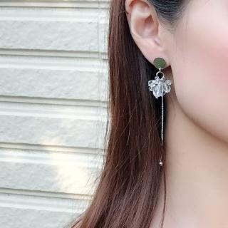 【Quenby】925純銀 獨特優雅水晶造型耳環/耳針(飾品/配件/銀色)