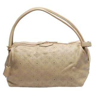 【Louis Vuitton 路易威登】M93825 MAHINA系列Galatea MM小牛皮打孔肩背包(黃褐色)