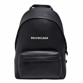 【Balenciaga 巴黎世家】經典Everyday系列品牌字母LOGO小牛皮拉鍊手提/後背包(小-黑色552379-DLQ4N-1000)