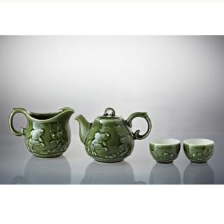 【乾唐軒】歡喜魚陶瓷茶具組(一壺+六杯+茶海 / 綠釉)