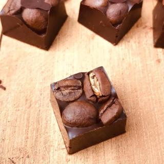 【多儂莊園工坊】85% 2包裝 50入 咖啡巧克力 微苦巧克力(微苦 咖啡 黑巧克力 Darkolake)