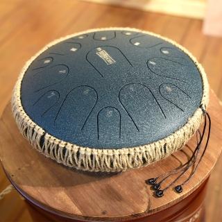 【小叮噹的店】魯儒 13吋 15音 豪華版 空靈鼓 手鼓 鋼舌鼓 附原廠鼓包 精裝教程(平行輸入 原廠兩年保固)