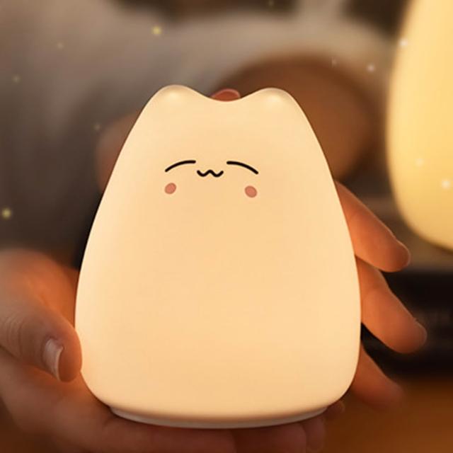【半島良品】交換禮物/小兜卡皮巴拉水豚感應式/霓虹燈桌上擺飾掛飾小夜燈(百元禮物/聖誕禮物/實用創意)