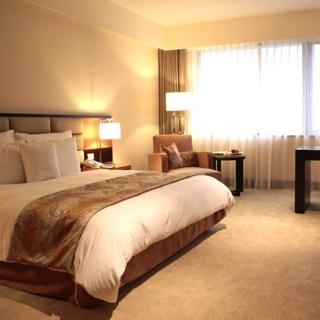 【YOUBON】桃園尊爵天際大飯店1泊2食豪華雙人客房住宿券1間含早餐及晚餐(假日不加價)