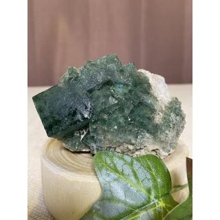 【Cocozy世界水晶原礦】馬島日光階梯螢石(緩和情緒 平衡能量)