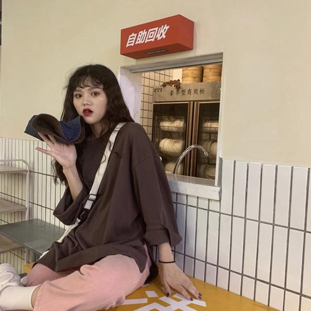【D.studio】韓版開叉素色寬鬆長袖上衣(女裝 衣服 寬鬆上衣 顯瘦上衣 長袖t恤 冬裝 素T W185)