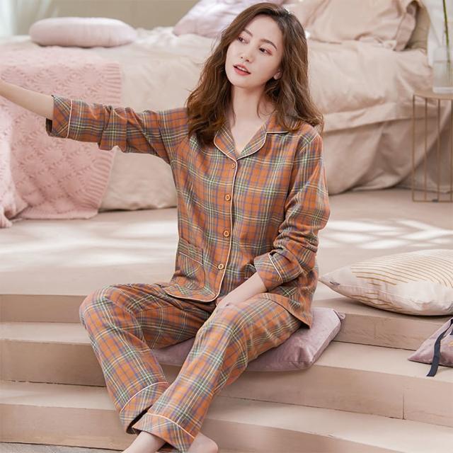 【NEW FORCE】買一送一-棉雅舒靜居家長袖睡衣(長袖睡衣/居家服/女睡衣/保暖睡衣/可愛睡衣/家居服)