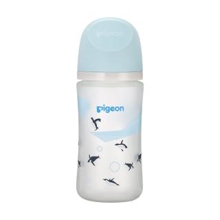 【Pigeon貝親 官方直營】第三代母乳實感矽膠護層玻璃奶瓶240ml(企鵝/閃耀/繁花)