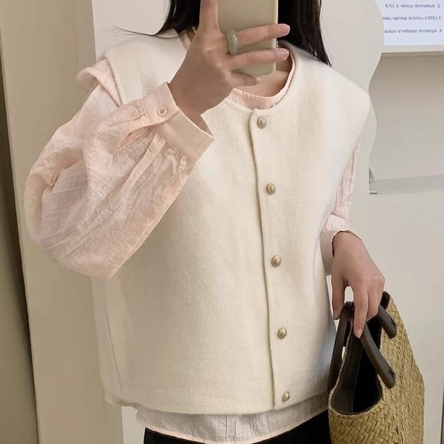 【初色】純色簡約針織圓領單排釦無袖坎肩馬甲寬鬆針織背心女背心-共8色-39139(F可選/現貨+預購)