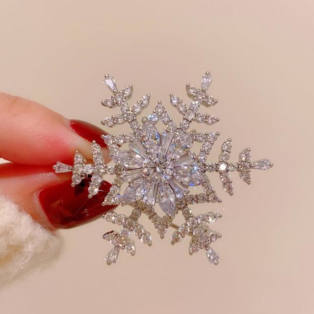【Jpqueen】雪花鋯石可旋轉胸針別針(銀色)