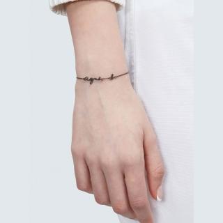 【agnes b.】agnès b. 女款 logo 標誌 白鋼手鍊(黑色)