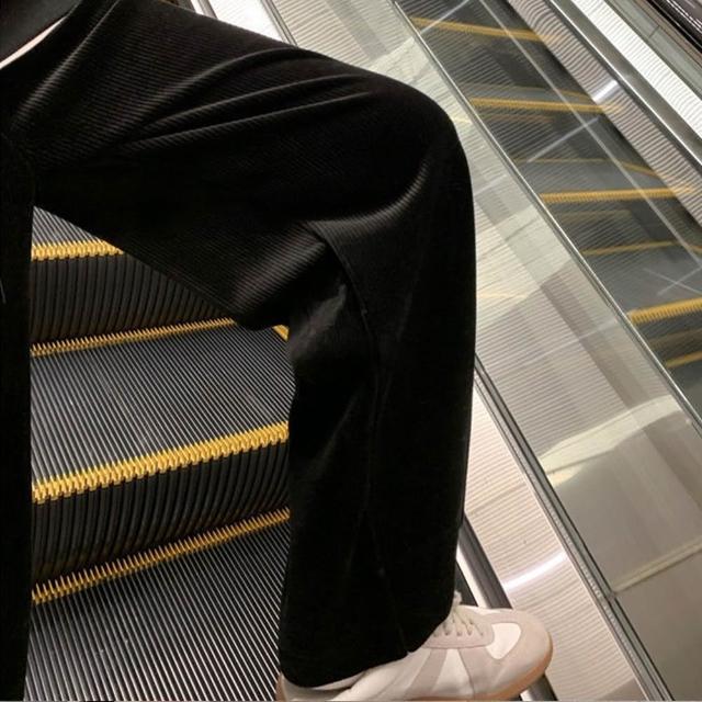 【D.studio】韓版加絨加厚奶油色系高腰寬鬆寬褲 褲子長褲休閒褲女裝黑褲發熱褲保暖褲冬天女裝P302