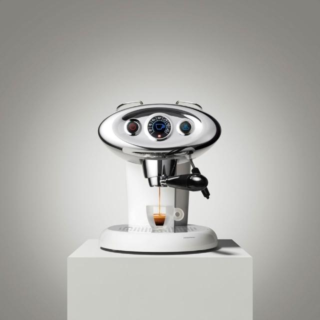 【illy】2026新機上市 X7.1膠囊咖啡機