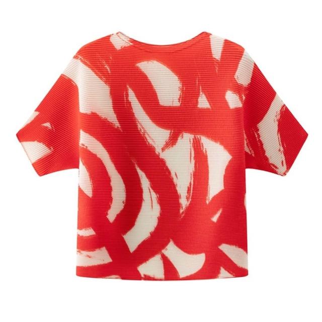 【巴黎精品】巴黎精品 現貨+預購 三宅風皺褶衣服褶皺上衣彈力女裝大尺碼(拚色設計寬鬆女T恤12色b2a3)
