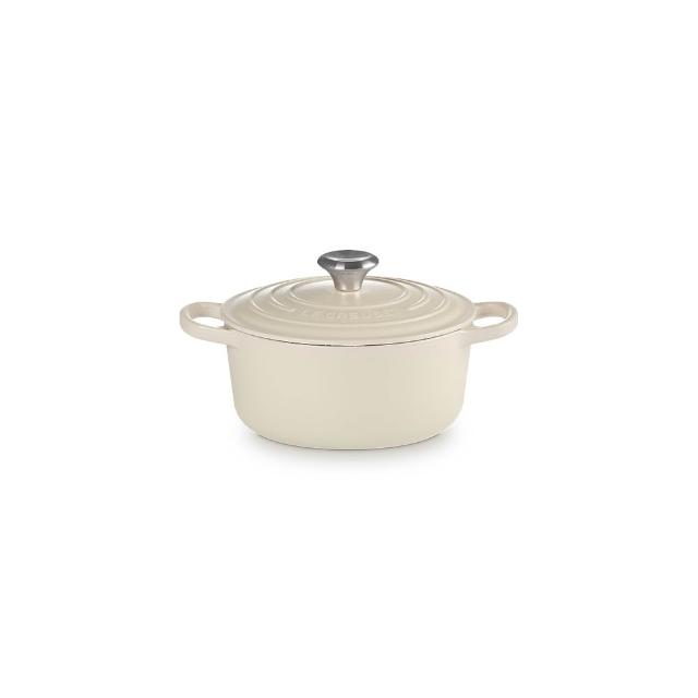【Le Creuset】盒損福利品_典藏琺瑯鑄鐵鍋圓鍋 18 cm(杏仁奶茶-鋼頭-內鍋白)
