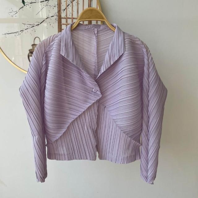 【巴黎精品】現貨+預購 三宅風皺褶衣服西裝外套褶皺衣休閒職業OL大尺碼女裝(時尚修身短版女外套3款b1a64 A)
