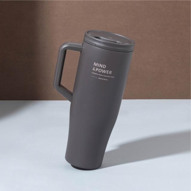【Oolab 良杯製所】(鈦陶瓷)輕量不鏽鋼鈦陶瓷層 隨行手把杯1150ml(密封防漏/收納式吸管/可車用/鈦塗層)
